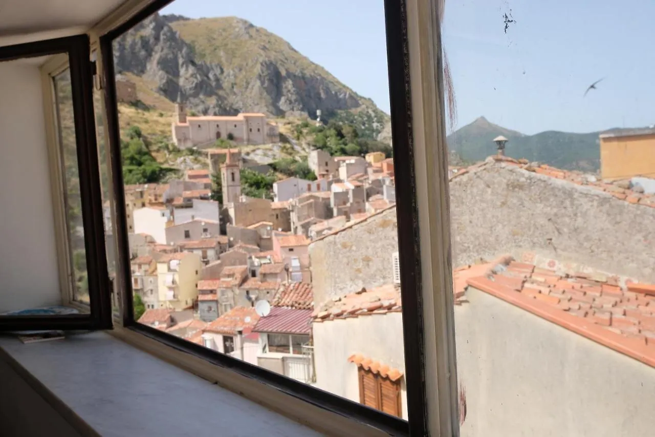 Hotel Marianna à Isnello 0*,