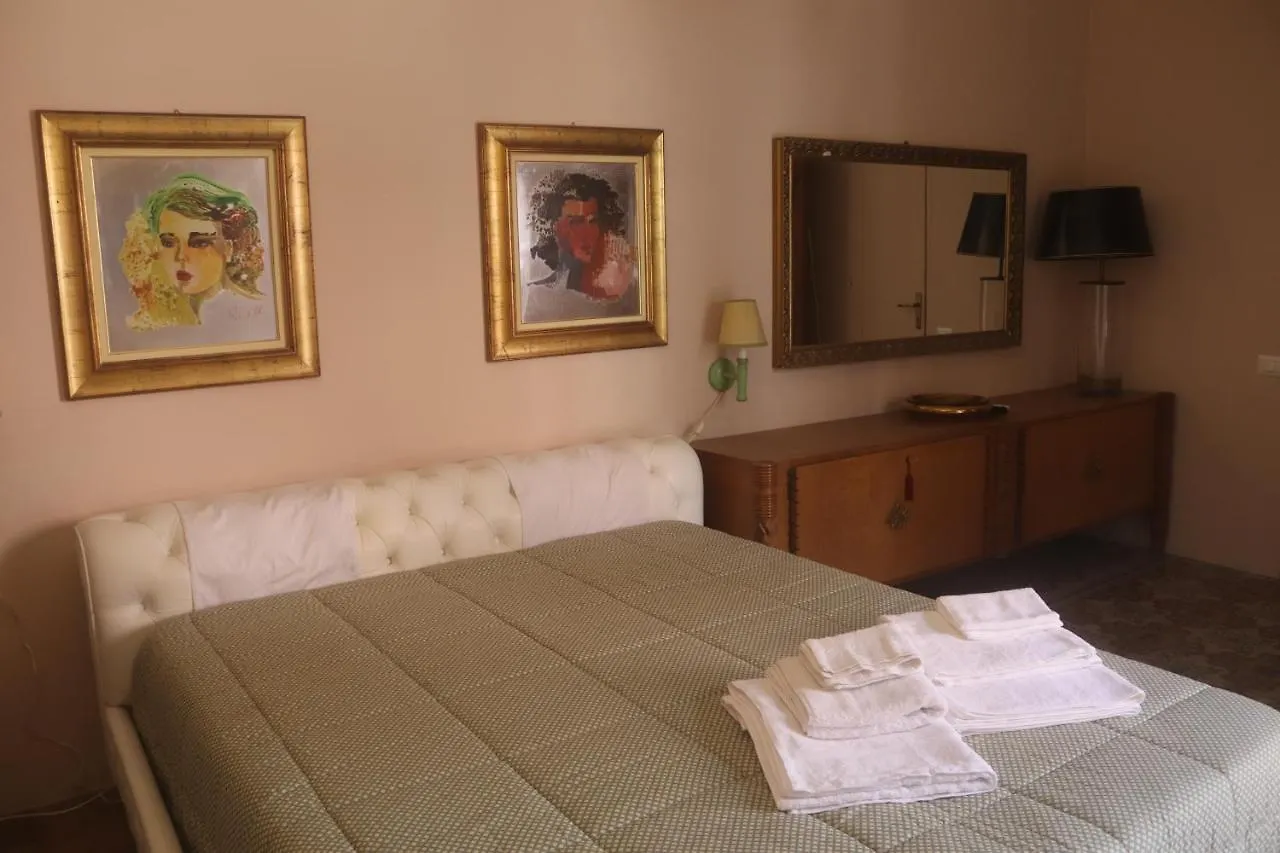 Maison d'hôtes Hotel Marianna à Isnello Italie